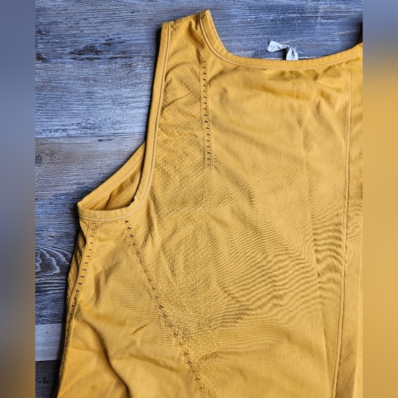 Athleta Tank Top Large Mustard Yellow - Picture 6 of 8